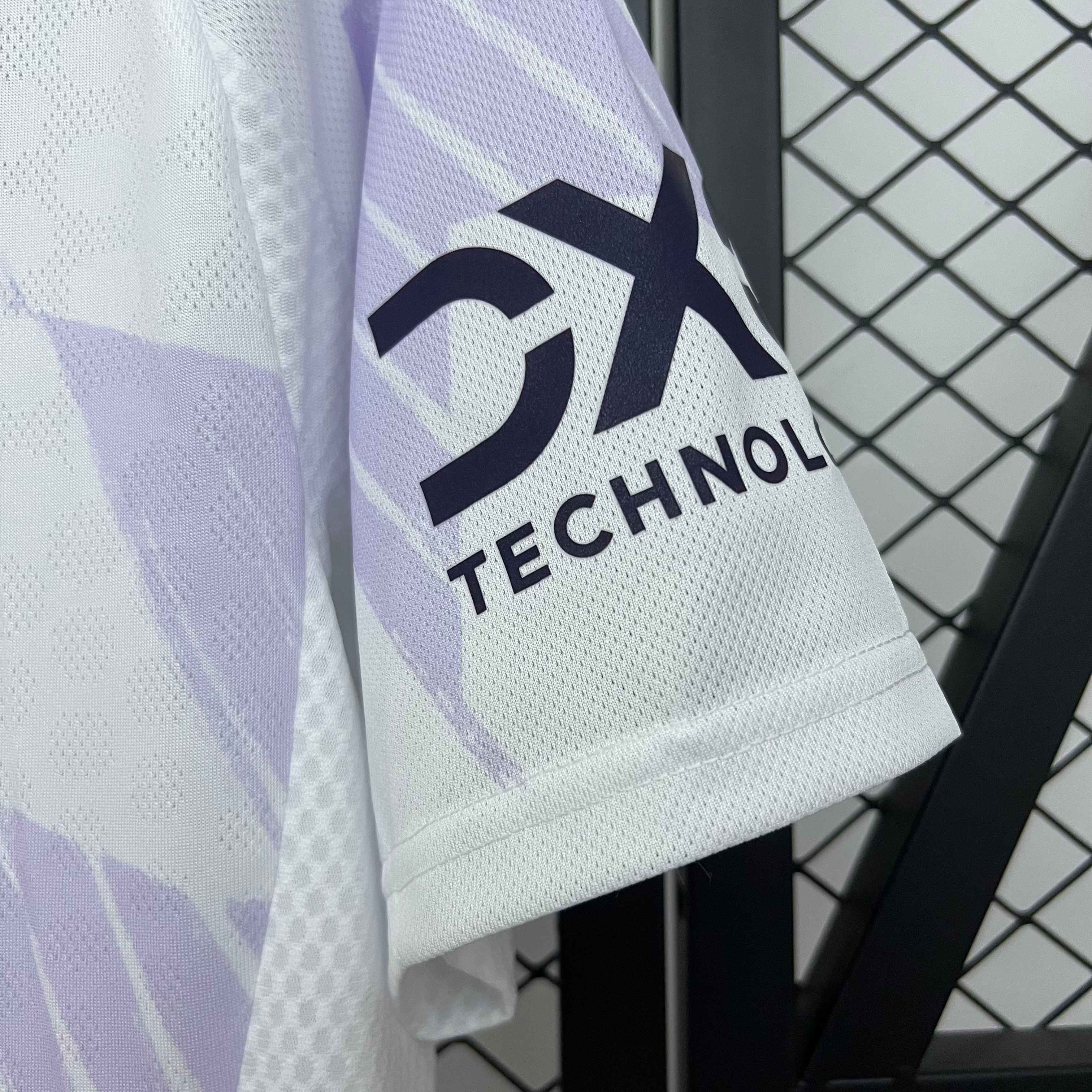 Camisa Manchester United 25/26 Away