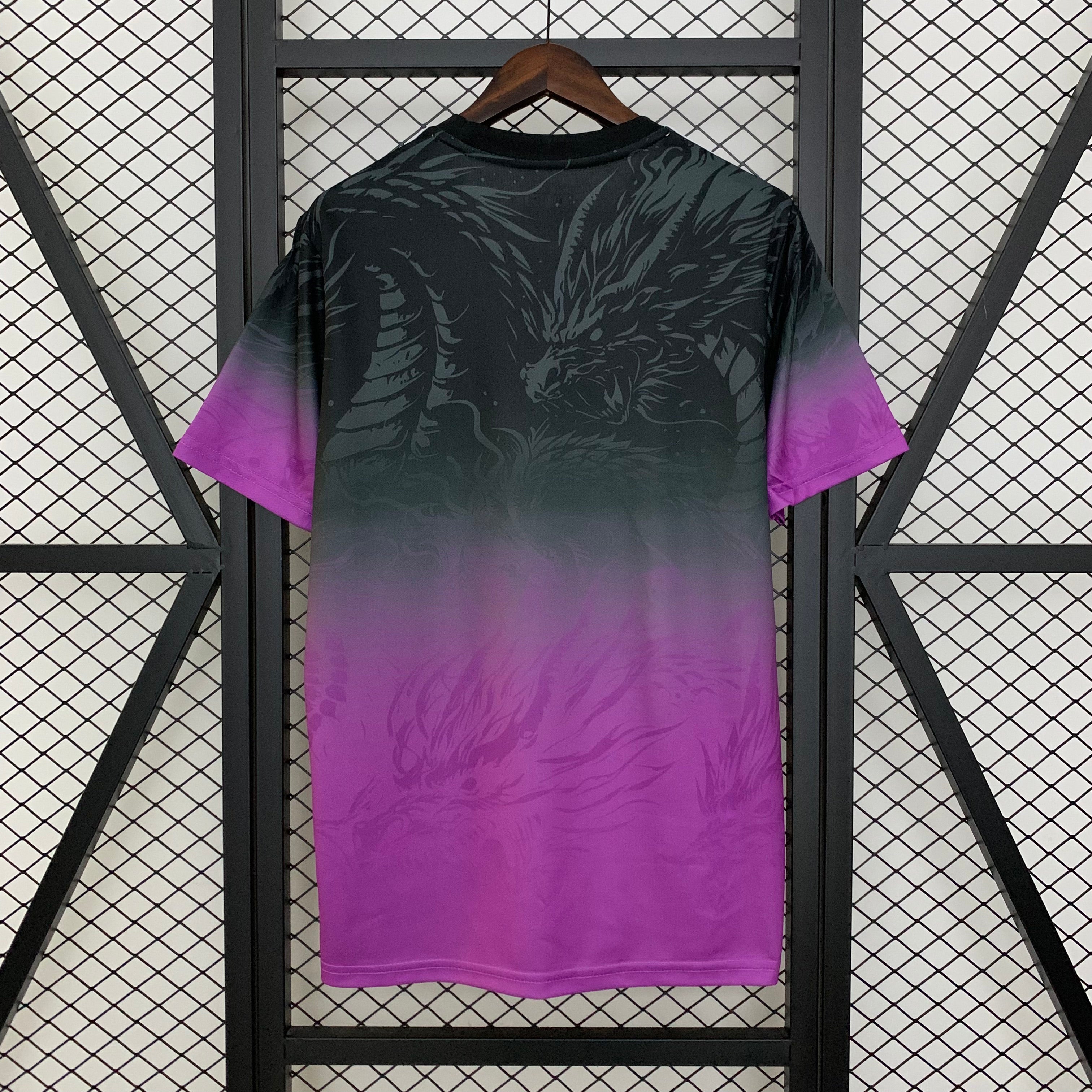 Camisa Real Madrid 25/26 Special Edition - Rosa