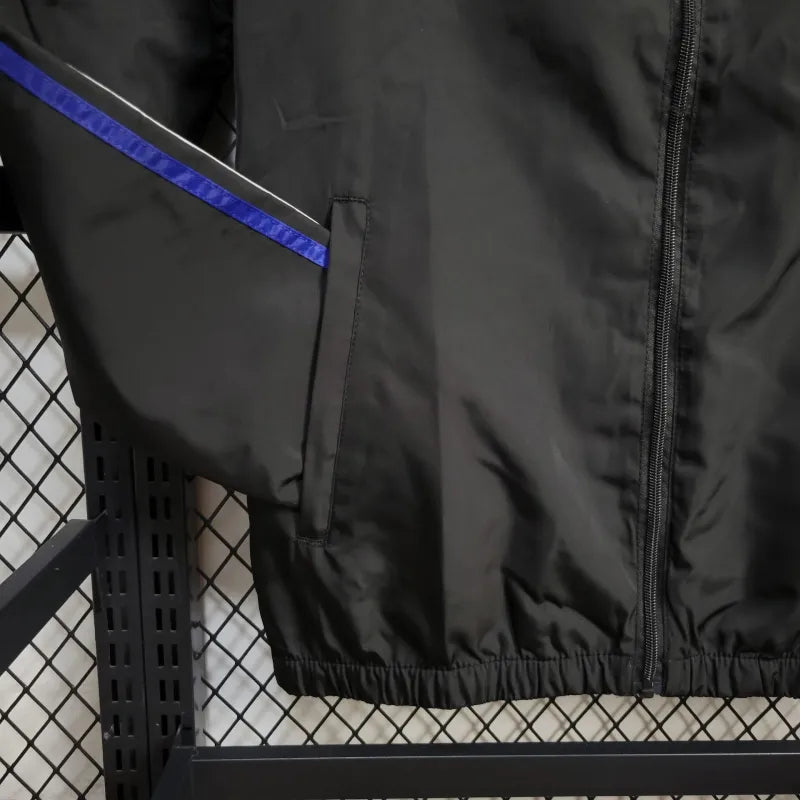 Corta Vento Manchester United 24/25 - Preto e Vermelho