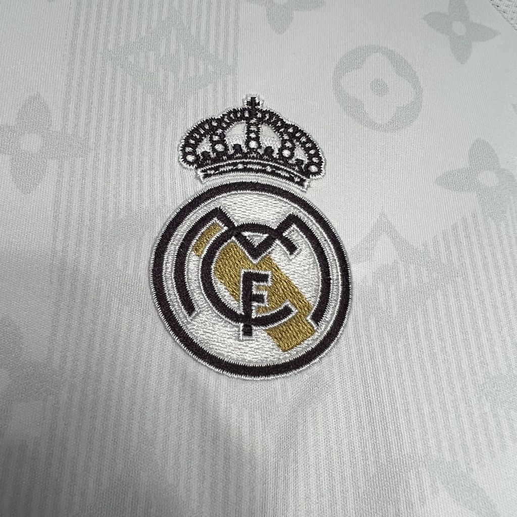 Camisa Real Madrid 2024/25 LV Co-Branded