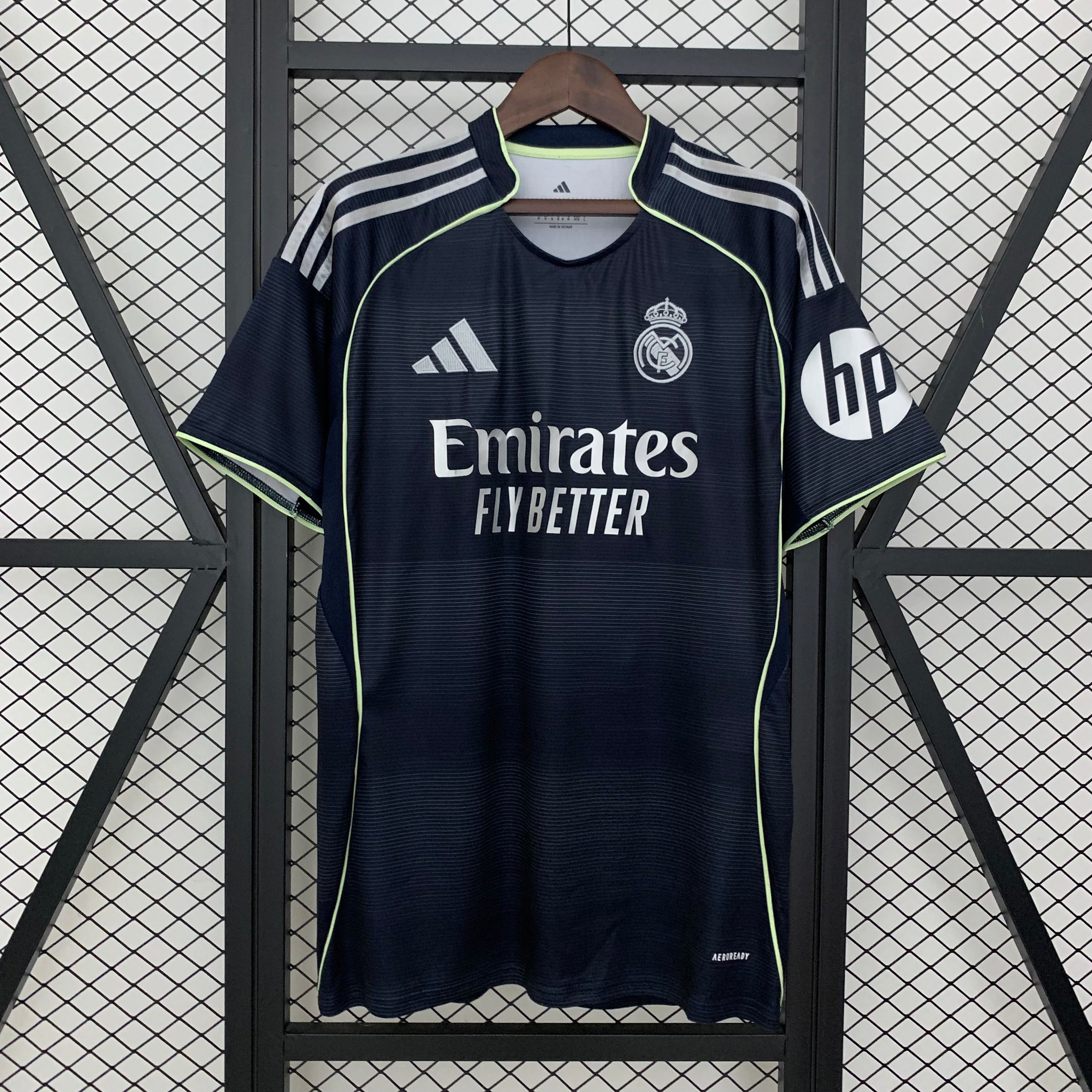 Camisa Real Madrid 25/26 Away