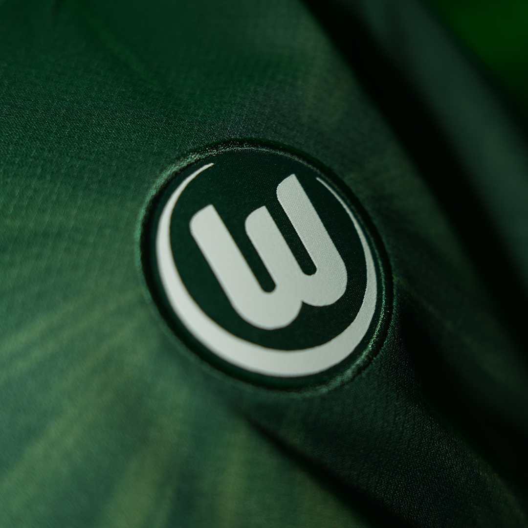 Camisa Wolfsburg 25/26 Home