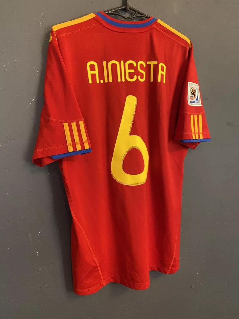 Camisa Iniesta Espanha 2010 Legend