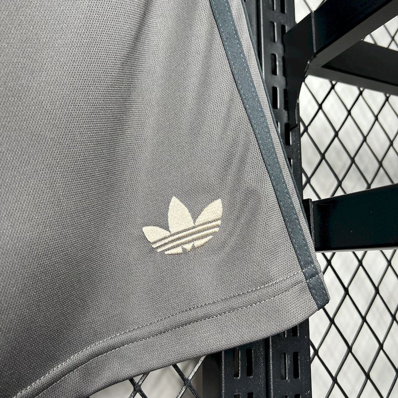 Shorts Real Madrid 2024/25 Third