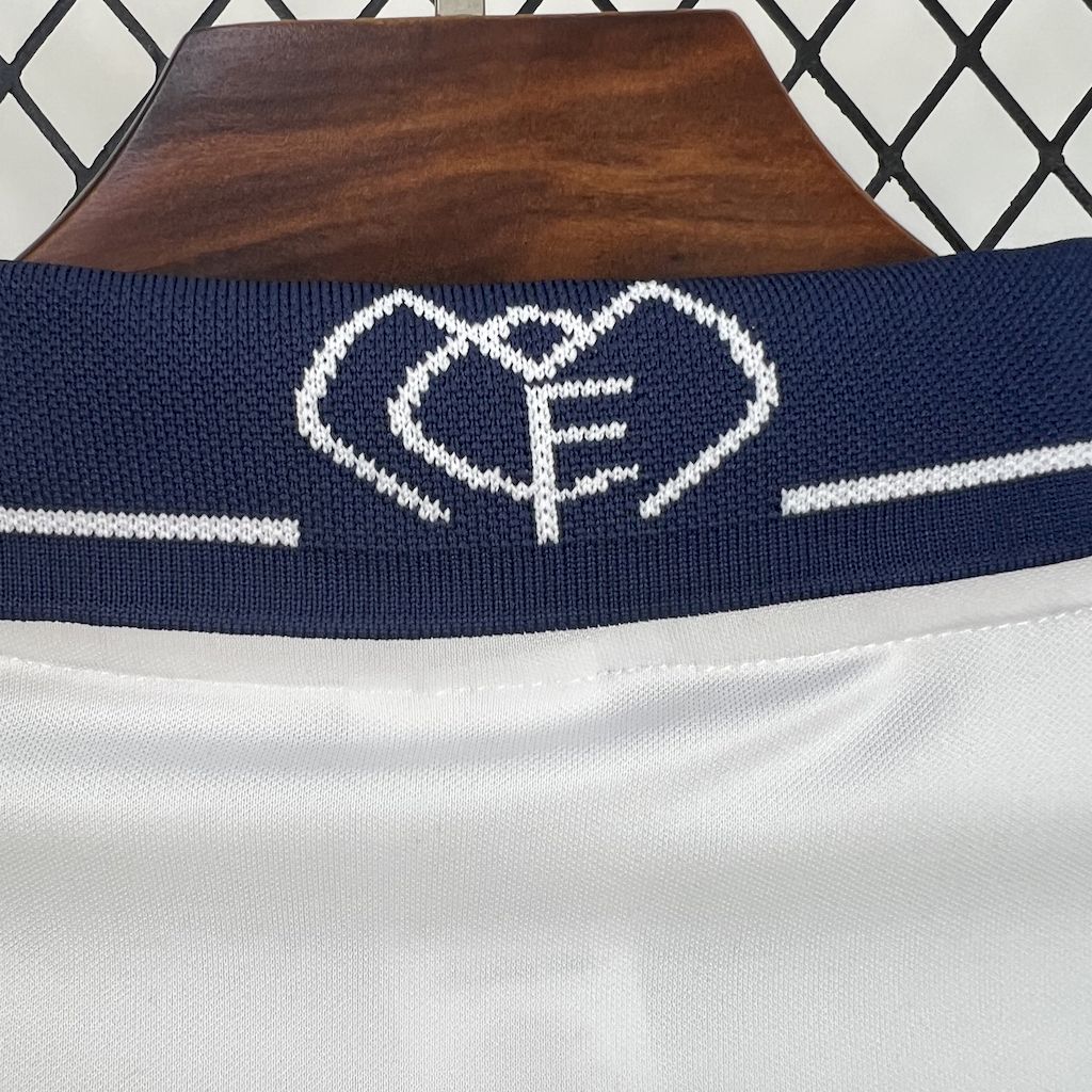 Camisa do Real Madrid Retrô 2000/01 Home